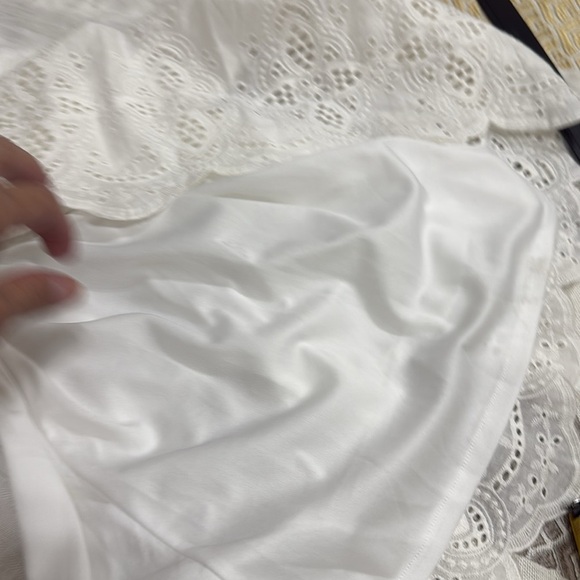 (R9)PINKBLUSH White off-the-shoulder dress with ruffles and eyelet embroidery S - Picture 12 of 14